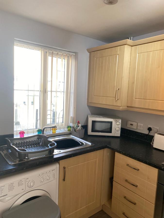 Coventry City Centre Townhouse With Private Parkingヴィラ エクステリア 写真