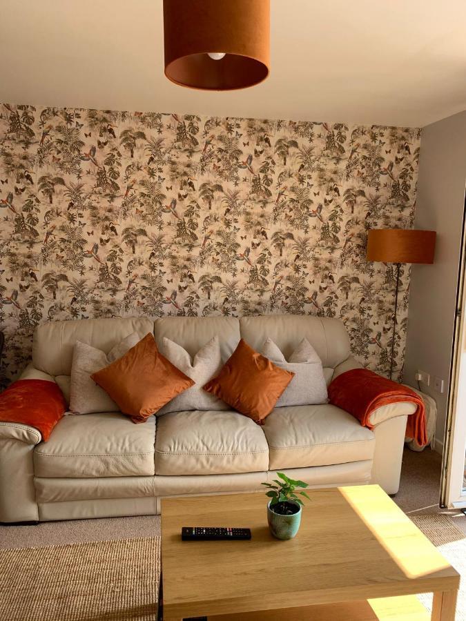 Coventry City Centre Townhouse With Private Parkingヴィラ エクステリア 写真